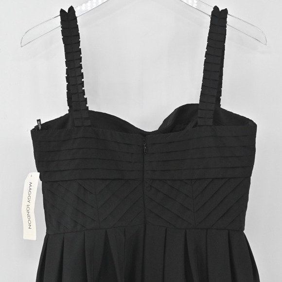 Maggy London Fit Flare Dress Womens Size 8 Black Pleated Party Sweetheart LBD - Picture 10 of 12